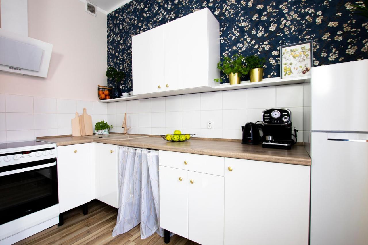 Apartamenty Kdn Bielsko-Biala Exterior photo